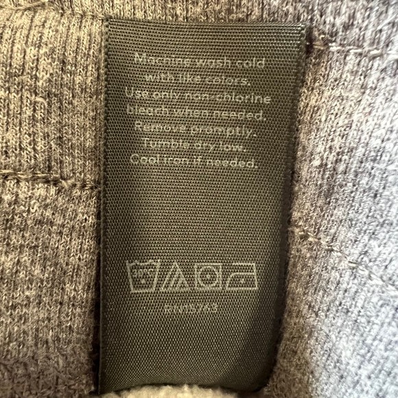 Champion Gray Jogger Men’s Size Medium - Picture 8 of 10